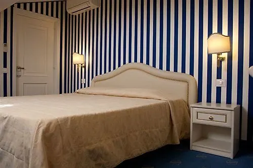 Hotel Navy Livorno