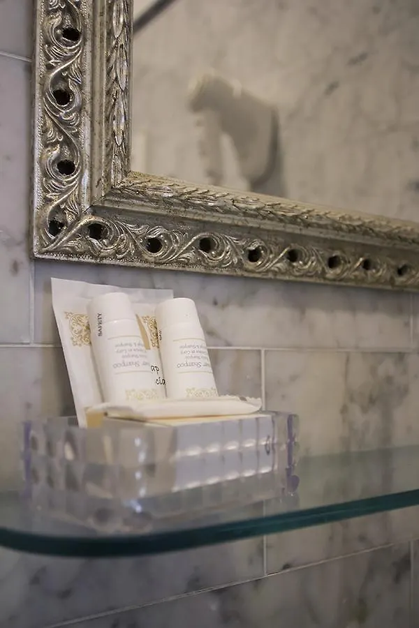 Hotel Navy Livorno