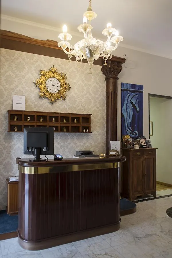 Hotel Navy Livorno 3*,  Italië
