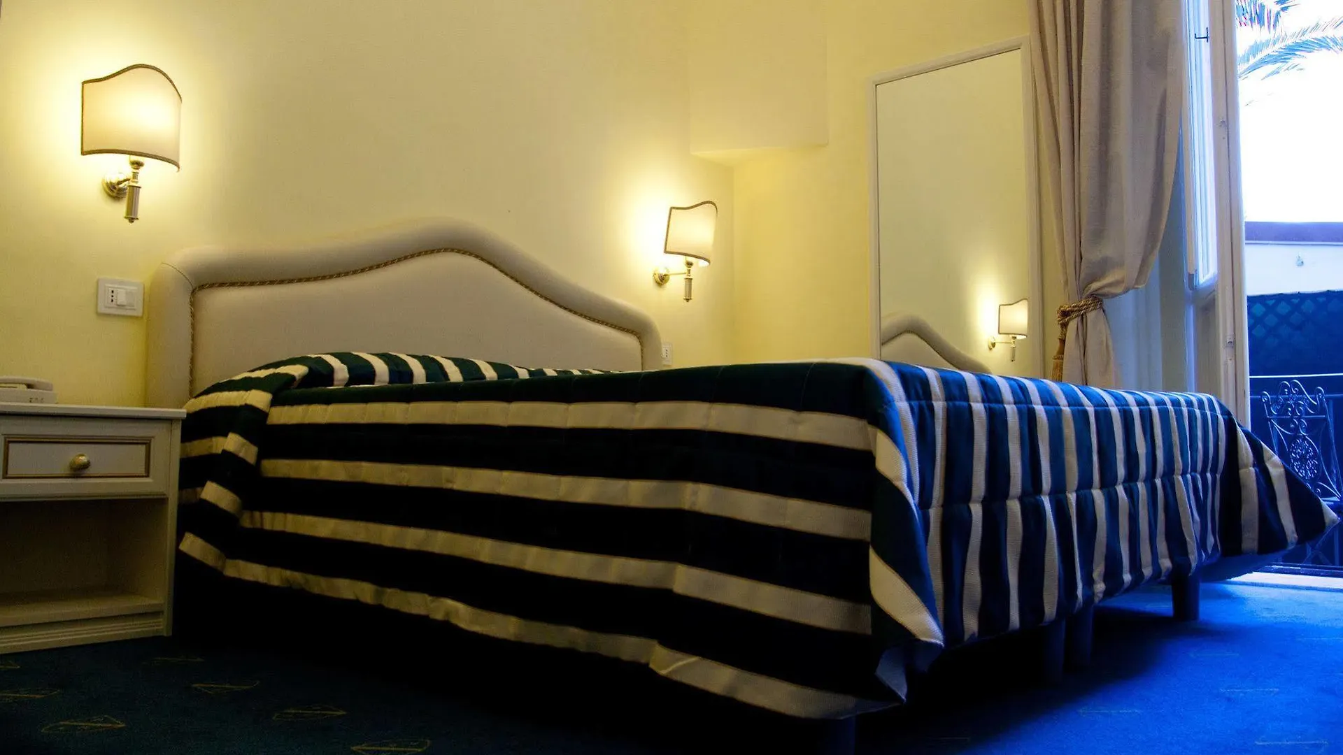 Hotel Navy Livorno